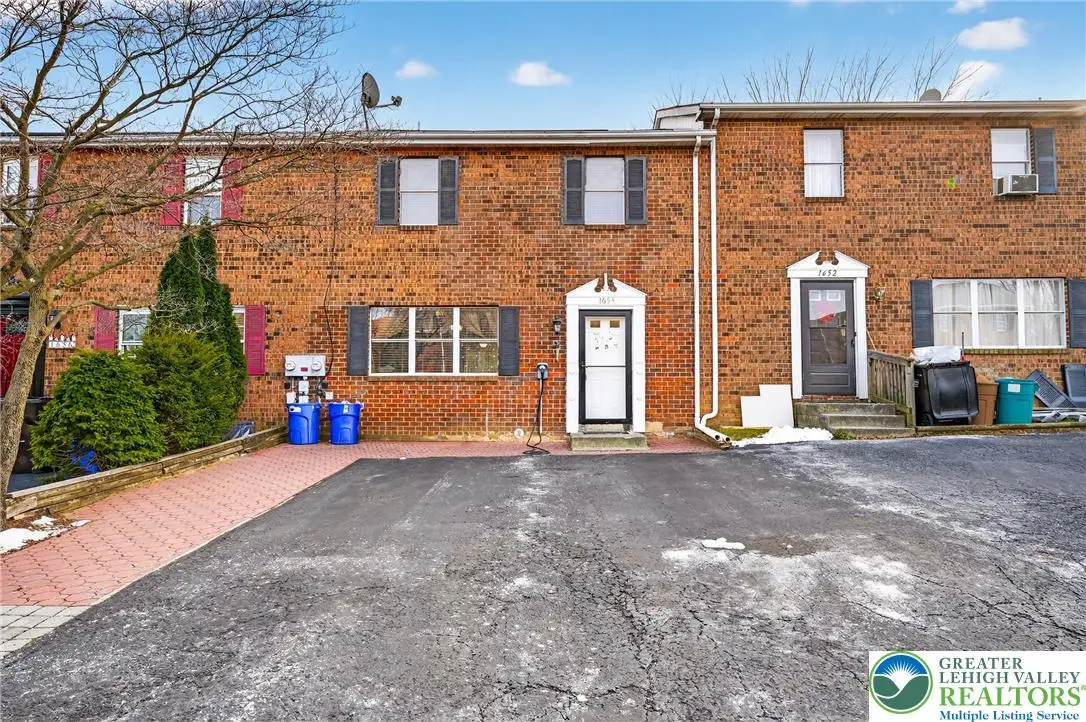 1654 Angela Drive, Bethlehem, PA 18017 - Image #1