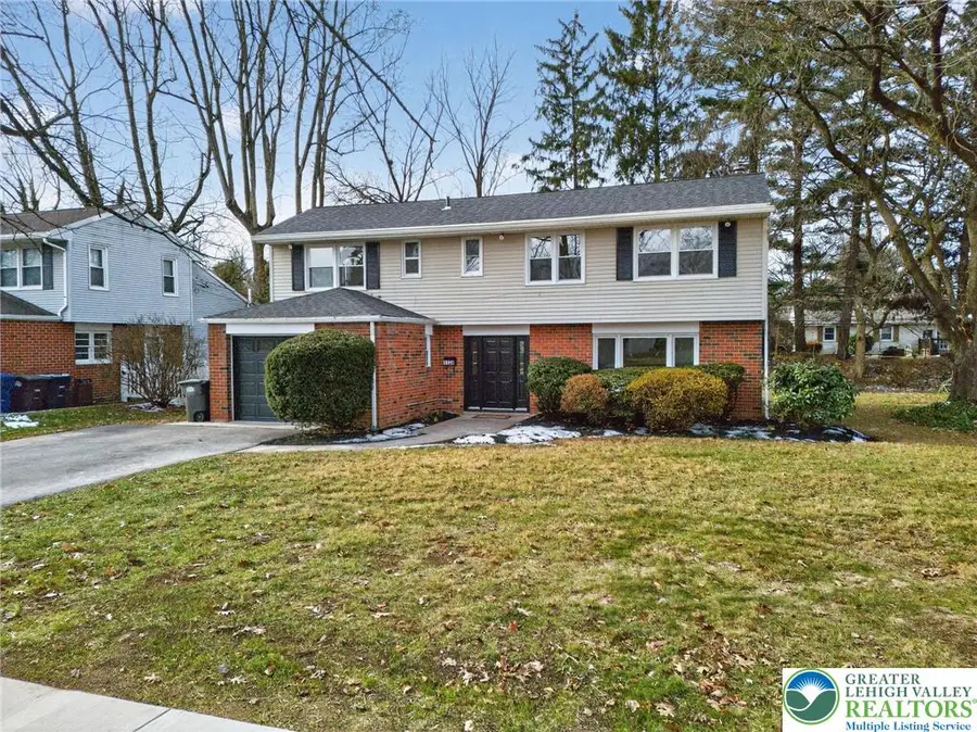 1134 N 26th Street, South Whitehall Township, PA 18104 - Image #2