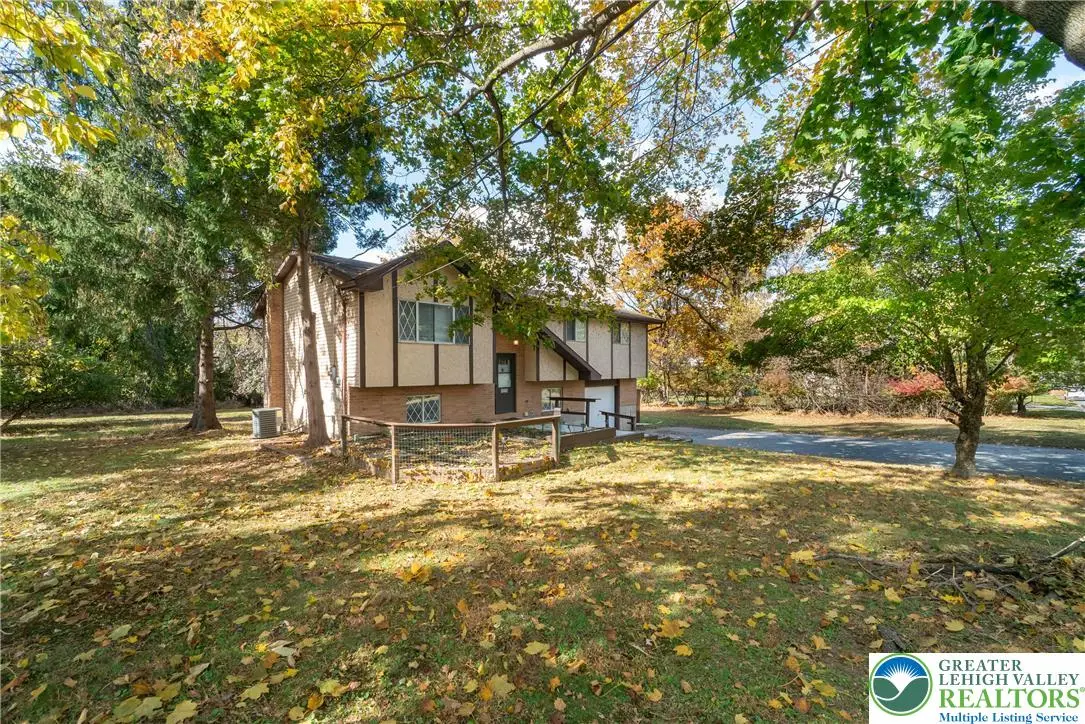 1226 Stones Crossing Road, Palmer Township, PA 18045 - Image #1