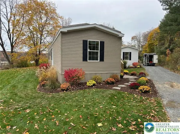 1 Fidler, Pine Grove, PA 17963