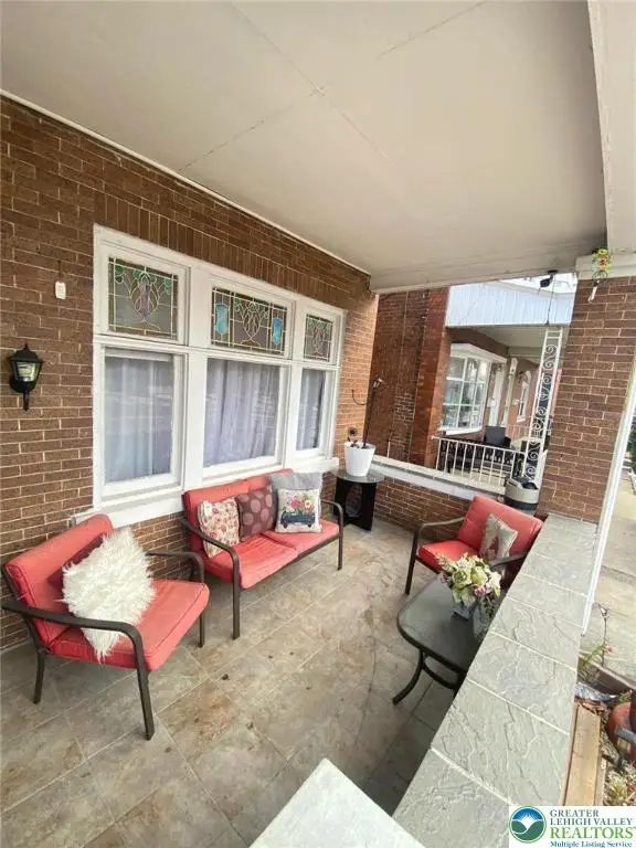 1043 Fullerton Avenue, Allentown, PA 18102 - Image #2