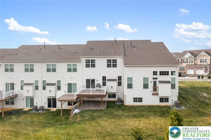 495 Gray Feather Way, Upper Macungie, PA 18104 - Image #2