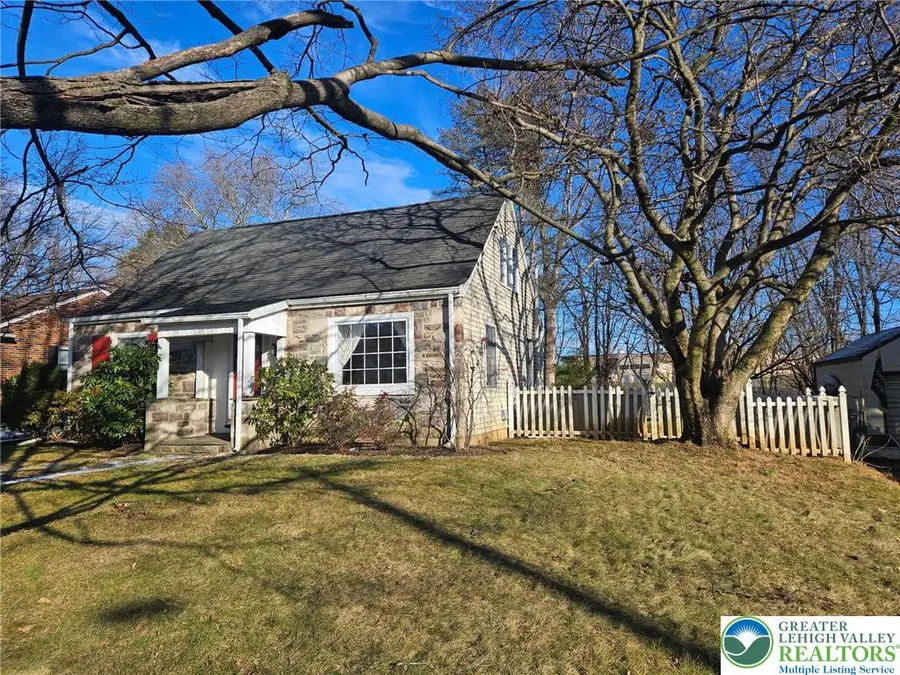 2218 Center Street, Bethlehem, PA 18017 - Image #3