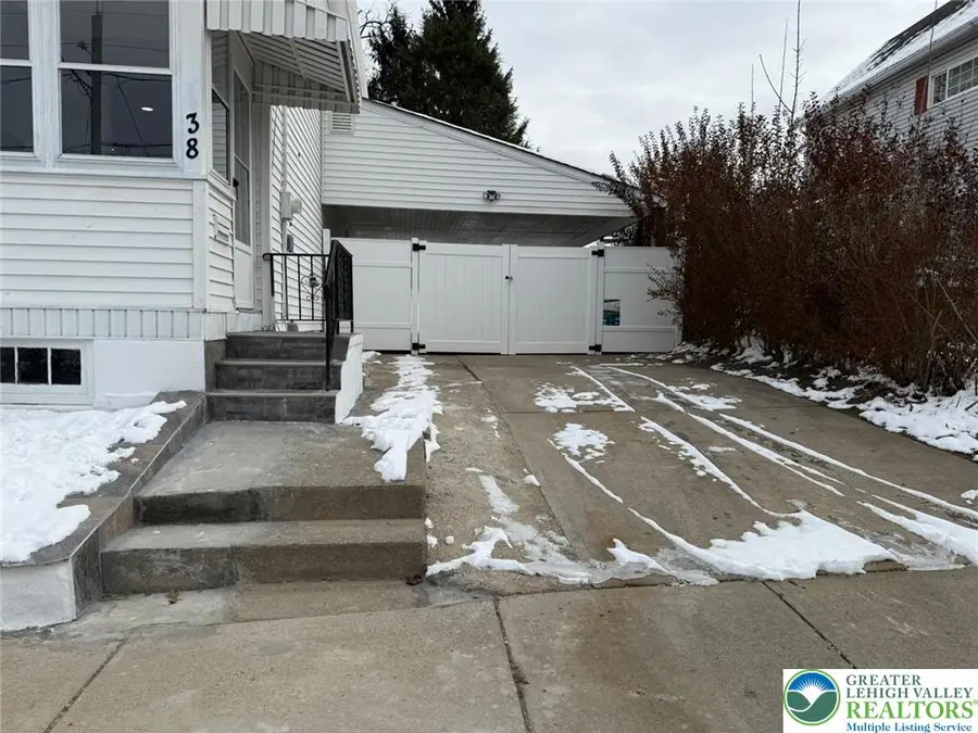 38 Cummiskey Street, Wilkes Barre, PA 18702 - Image #2