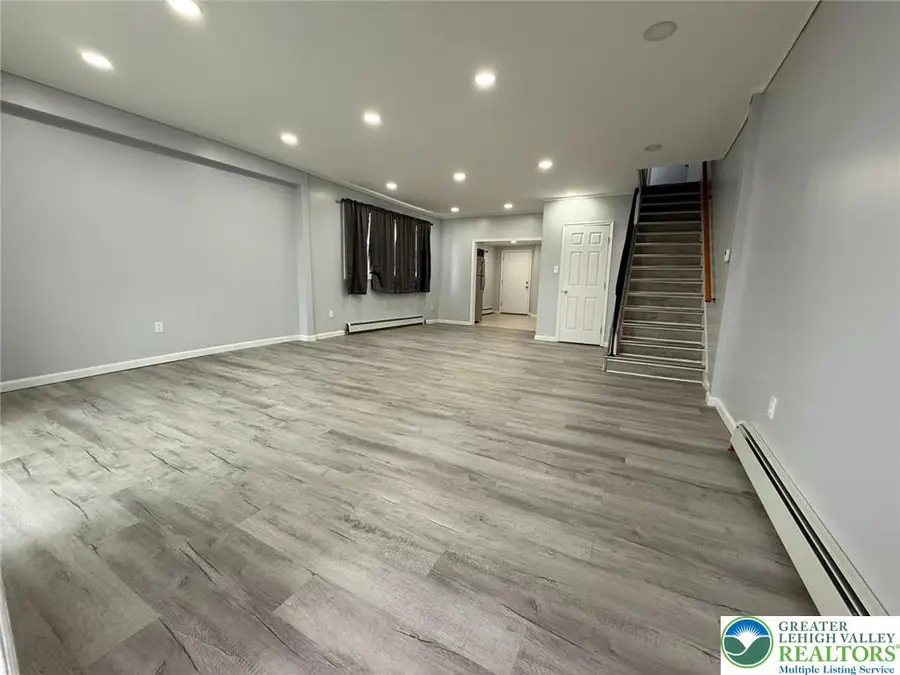 38 Cummiskey Street, Wilkes Barre, PA 18702 - Image #3