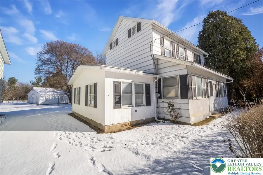 608 Monocacy Drive, Moore Township, PA 18014 - Image #3