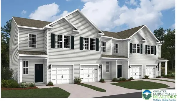 8328 Fair Way, Upper Macungie Twp, PA 18031