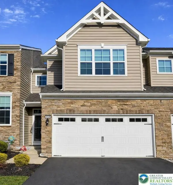 560 Gray Feather Way, Upper Macungie Twp, PA 18104