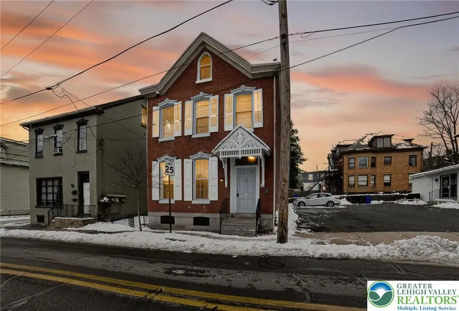 71 N Charlotte Street, Pottstown, PA 19464 - Image #2