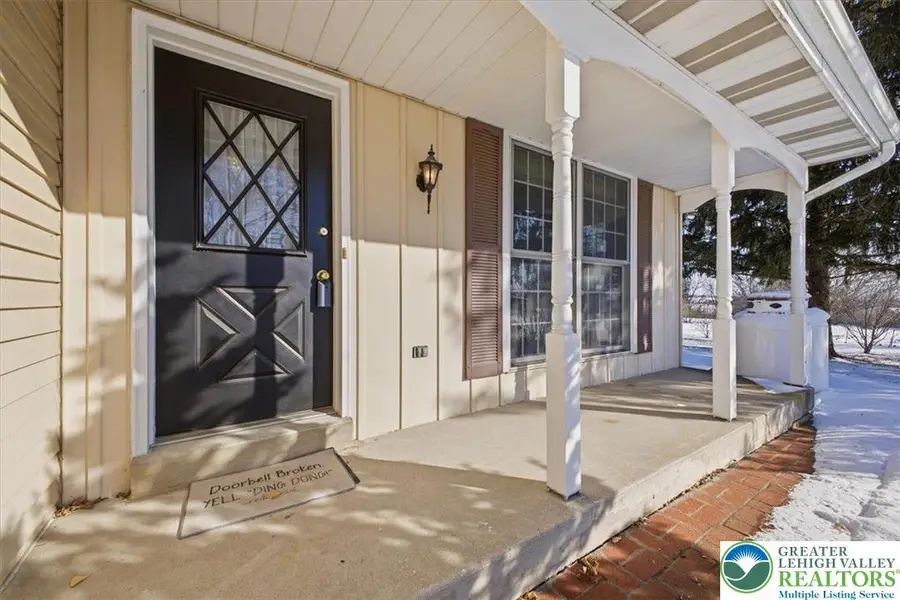 9 Kensington Circle, Allen, PA 18067 - Image #3