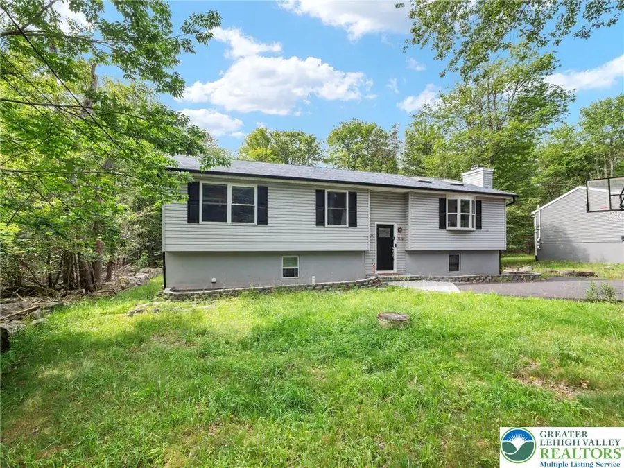 1533 Black Birch Way, Coolbaugh Township, PA 18466 - Image #3