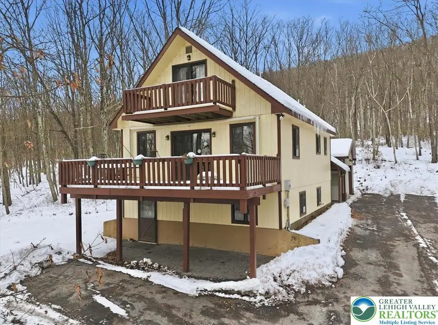 704 Rainbow Terrace, Sun Valley, PA 18330 - Image #3