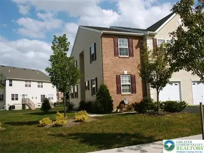 Clauss/hunt/knight Drive #10 Units, Lower Macungie Twp, PA 18062