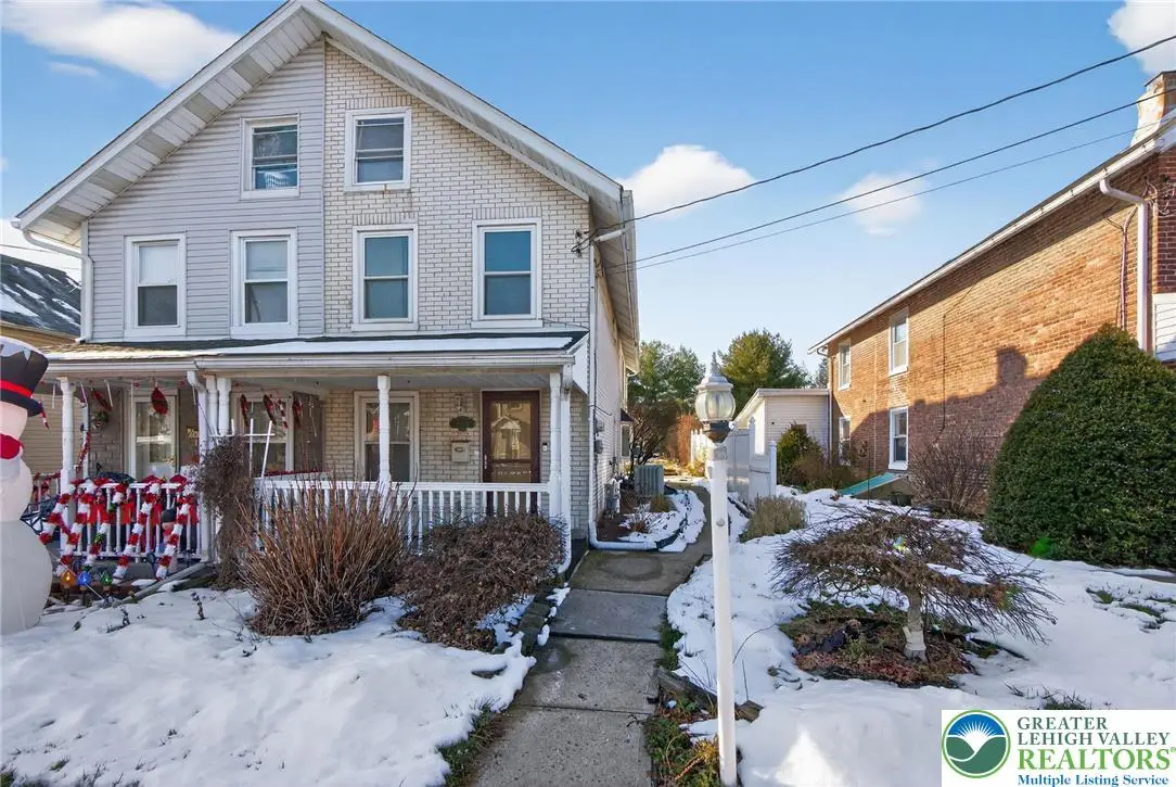 3015 N 3rd Street, Hokendauqua, PA 18052 - Image #1