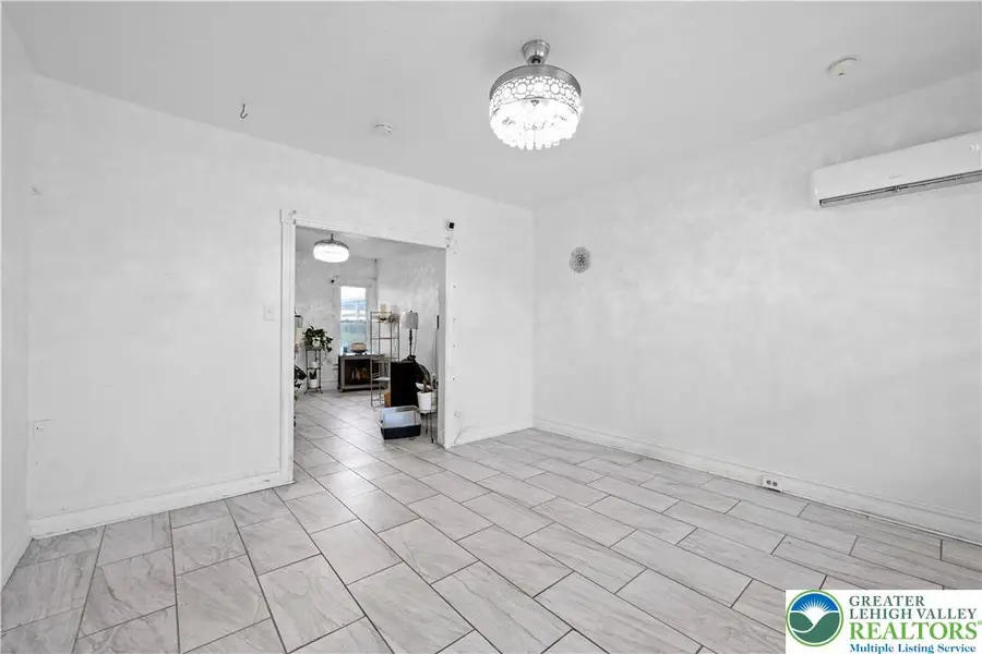 640 N Lumber Street, Allentown, PA 18102 - Image #3