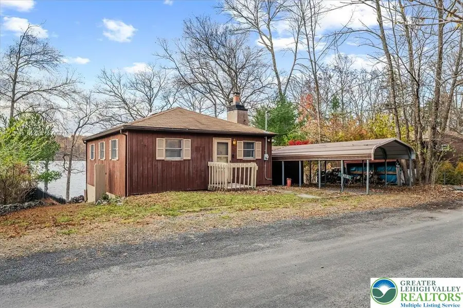 6361 Lakeshore Drive E, Middle Smithfield Township, PA 18302 - Image #3