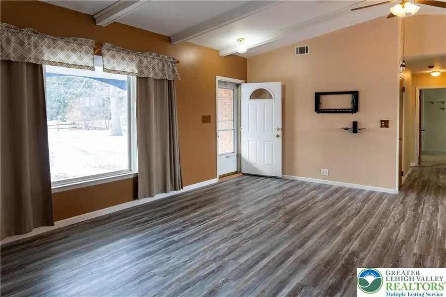 2486 Evanwood Road, Moore Township, PA 18014 - Image #2