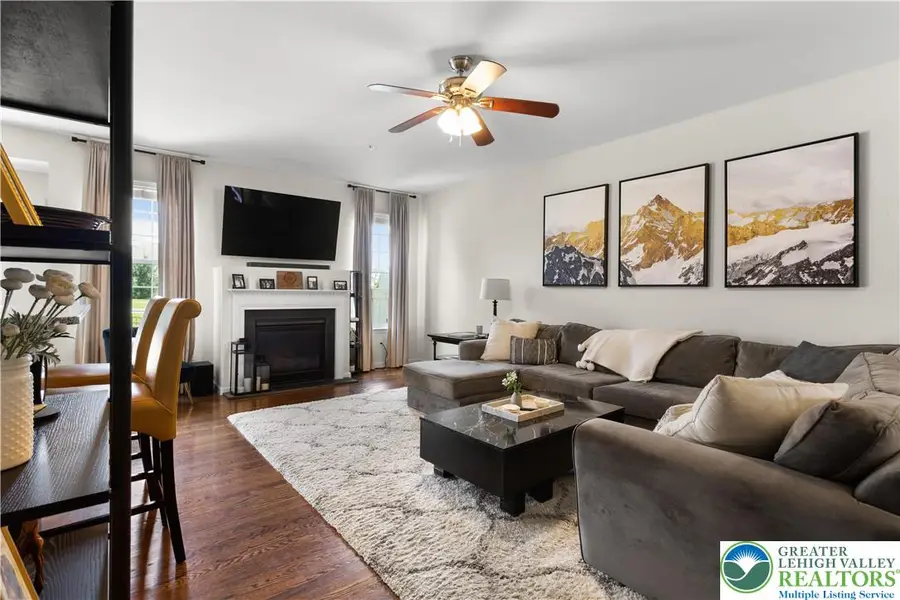 226 Snapdragon Way, Upper Macungie, PA 18104 - Image #2