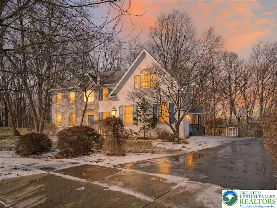 5773 Quail Creek Road, Lower Macungie Township, PA 18062 - Image #2