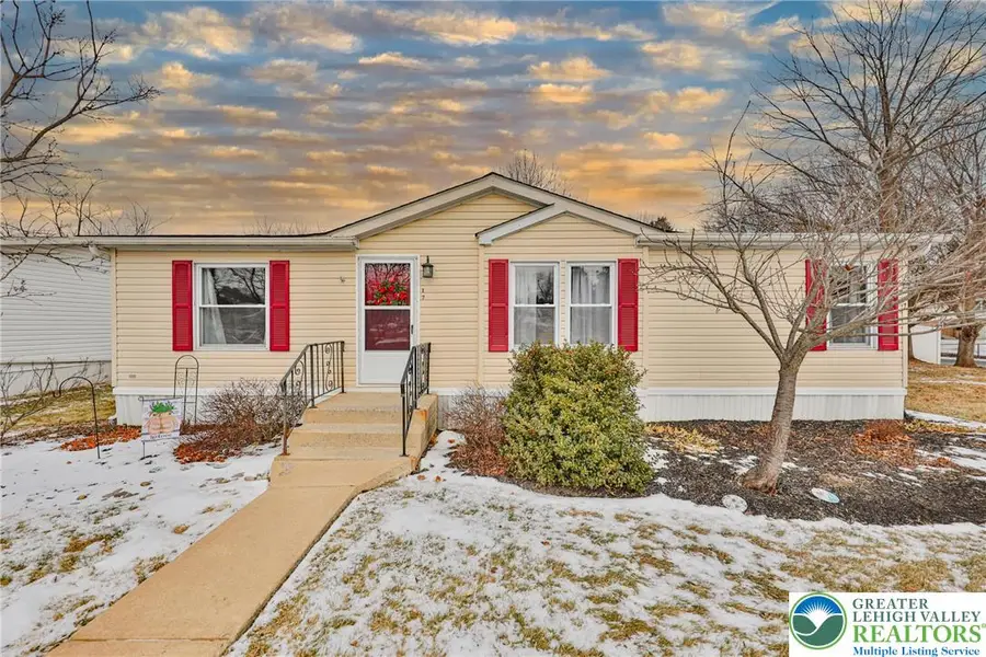 17 Canterbury Court, Forks Township, PA 18040 - Image #2