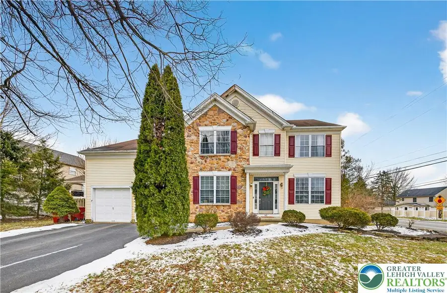 585 Adams Street, Forks Township, PA 18040 - Image #2