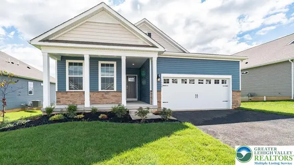 1553 Dresden Drive, Lower Macungie Twp, PA 18031
