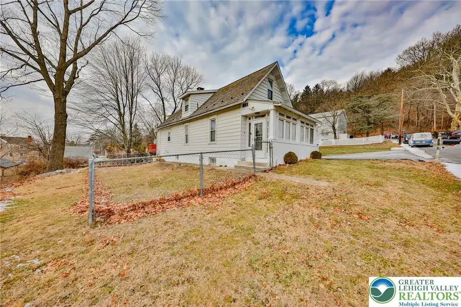 1138 Loxley Lane, Salisbury Township, PA 18103 - Image #3