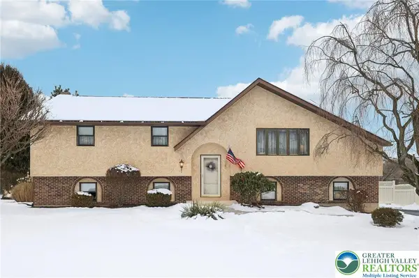 3829 Washington Street, North Whitehall Twp, PA 18078