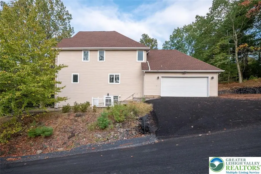 205 Osprey Way, East Stroudsburg, PA 18302 - #3