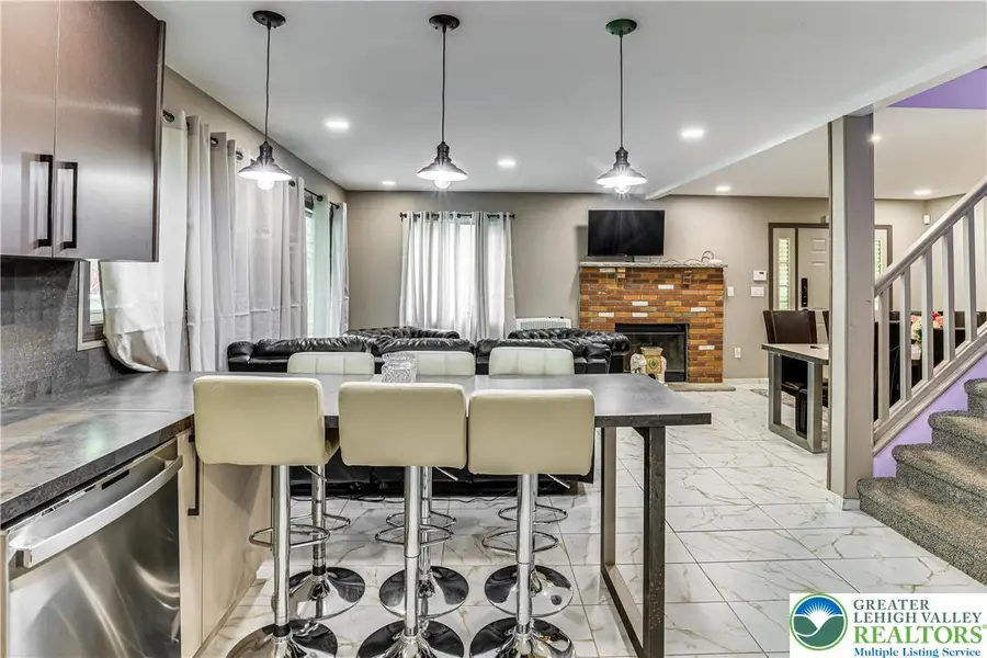 7901 Sleepy Hollow Drive, Coolbaugh Township, PA 18466 - Image #2