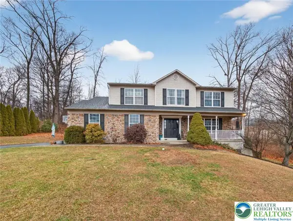 7733 Harbor Court, Washington Twp, PA 18080