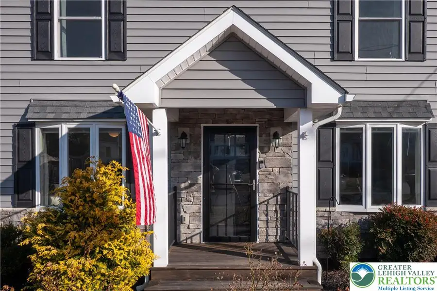 377 Berkley Street, Palmer Township, PA 18045 - Image #2