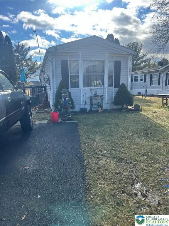 285 Greenbriar Drive, East Allen, PA 18014 - Image #1