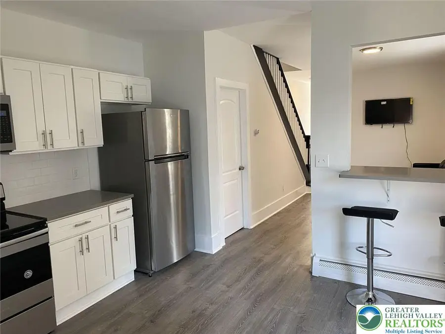 517 Thomas Street, Bethlehem, PA 18015 - Image #2