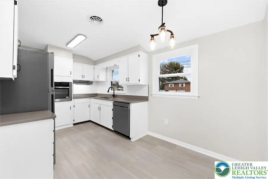 2540 South Street, Allentown, PA 18104 - Image #3