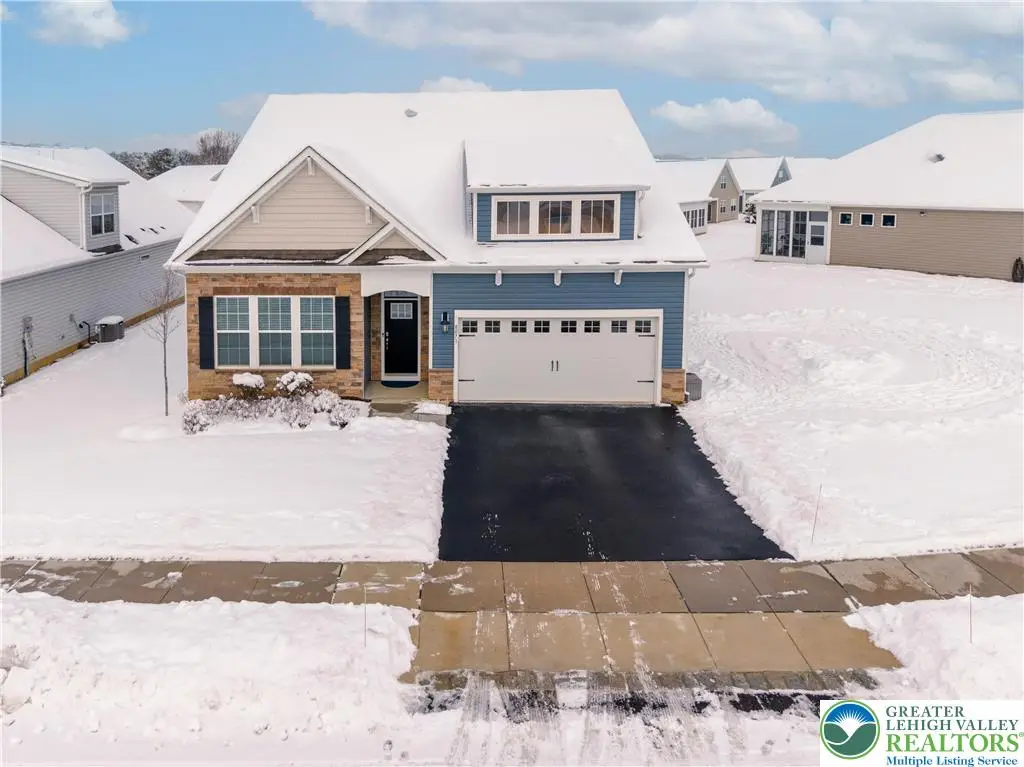 8071 Schaefer Crest, Trexlertown, PA 18031 - Image #1