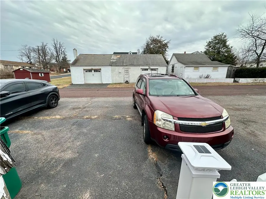 782 Jefferson Street, Red Hill, PA 18076 - Image #3