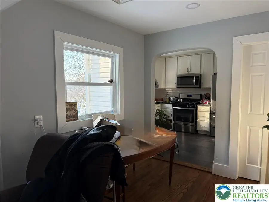 15 Elm Street, East Stroudsburg, PA 18301 - Image #3