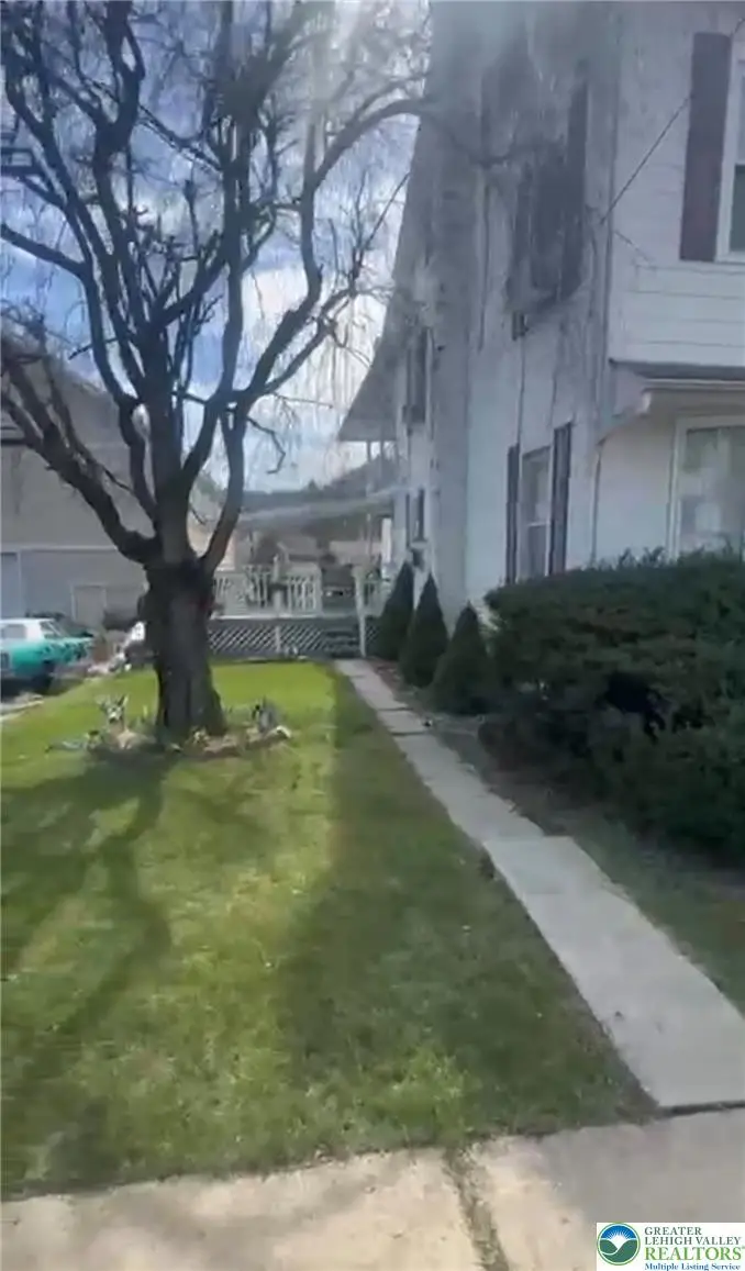 207 Chestnut Street, Slatington, PA 18080 - #2