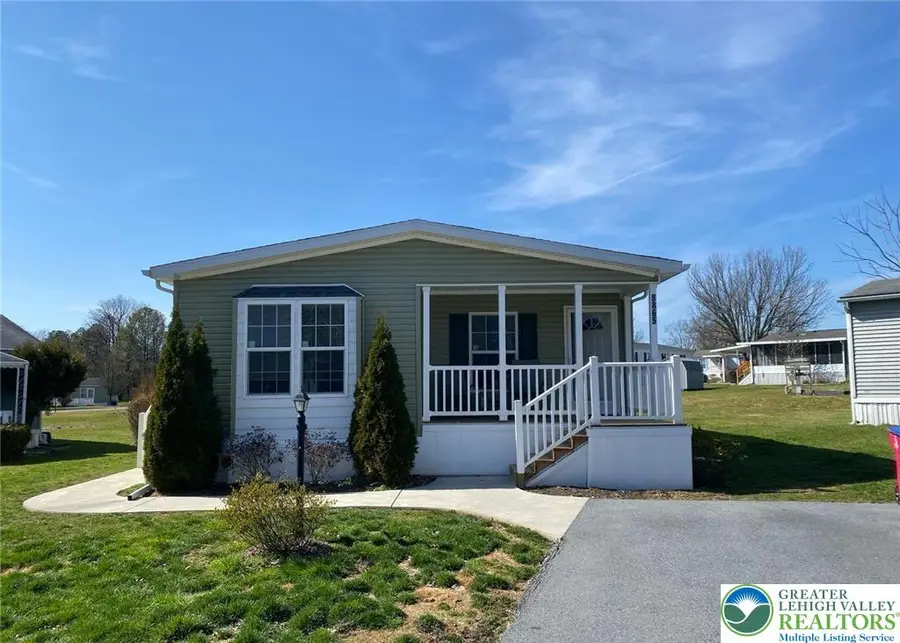 8865 Breinig Run Circle, Breinigsville, PA 18031 - #2