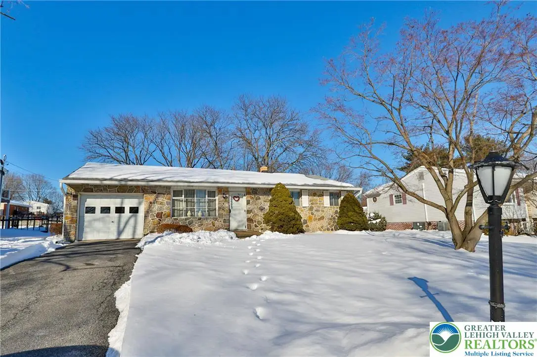 1360 Stonewood Drive, Hanover, PA 18017 - Image #1