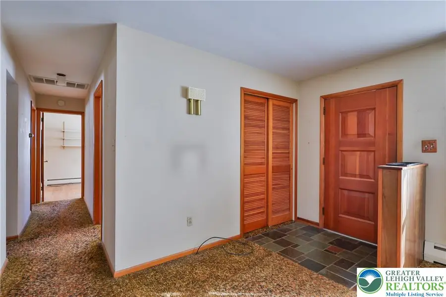 1360 Stonewood Drive, Hanover, PA 18017 - Image #3