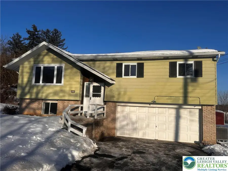 1221 Byfield Street, Salisbury Township, PA 18103 - #3