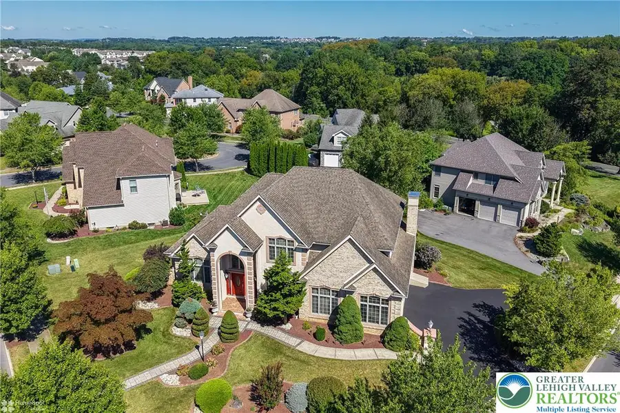 19 Springwood Drive, Allentown, PA 18104 - #3