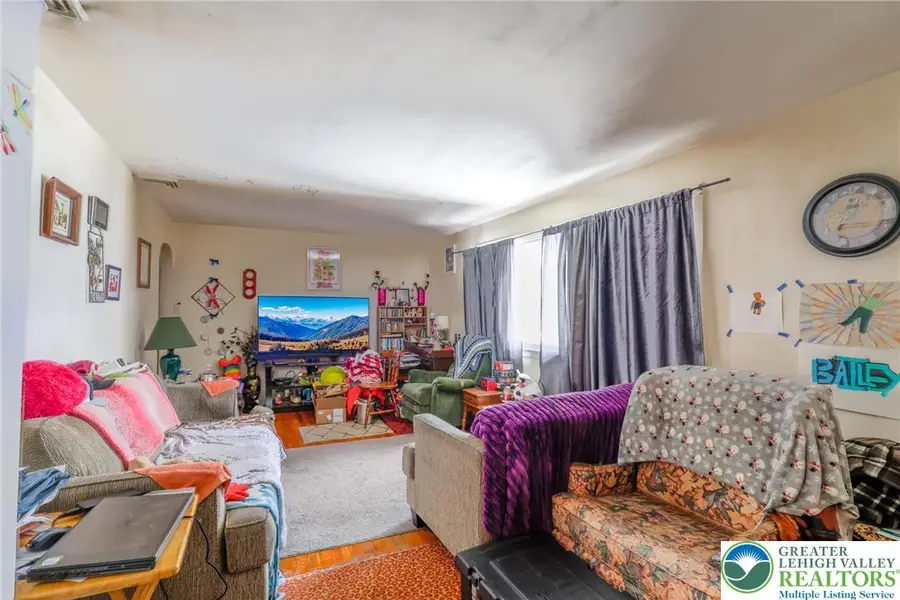 916 Race Street, Catasauqua, PA 18032 - #2