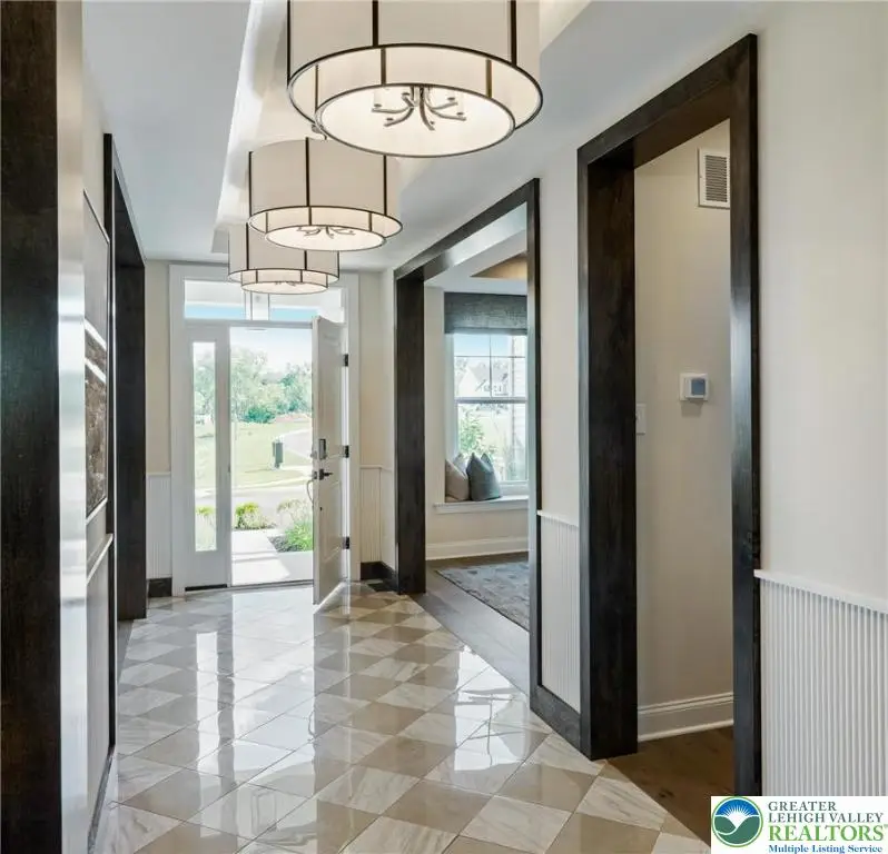 5401 Red Oak Drive, Upper Saucon, PA 18049 - #3