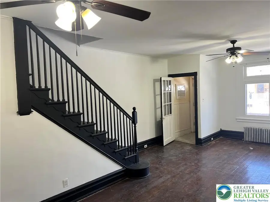 904 N 5th Street, Allentown, PA 18102 - #3