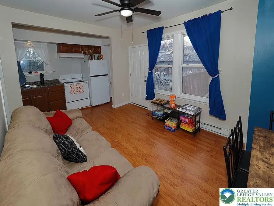 305 W 8th Street, Bethlehem, PA 18015 - #3