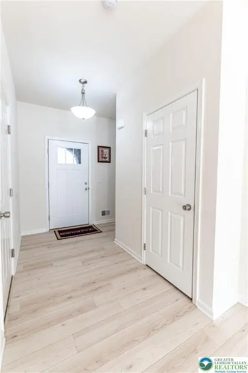 164 Maureen Lane, Allentown, PA 18104 - #3