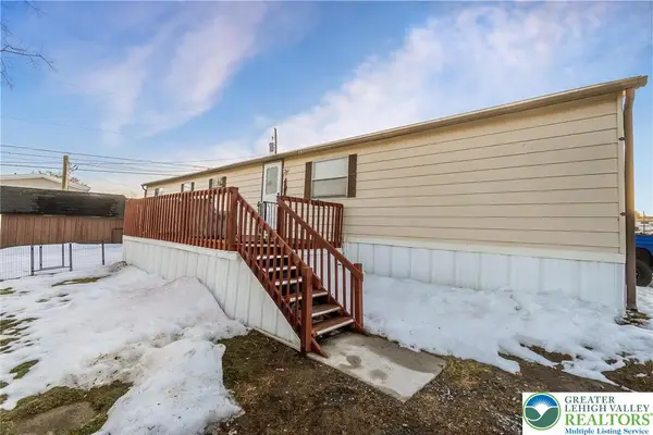 1048 Cedar Street, Laurys Station, PA 18059